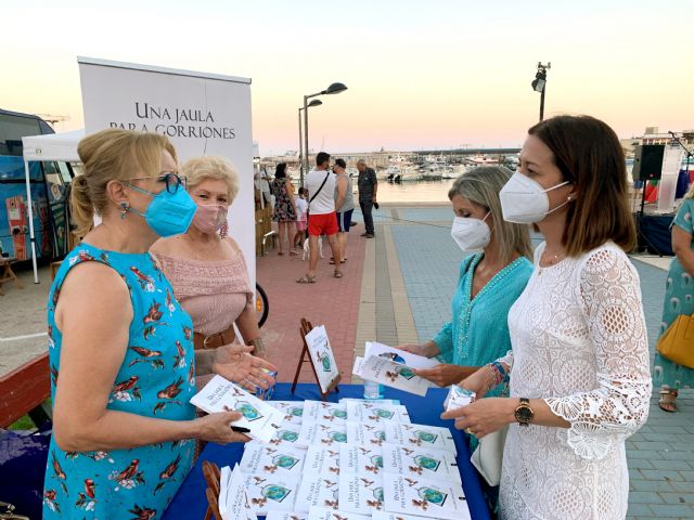 Dolores Ibarra presenta su libro Una jaula para gorriones en la II edición de la Feria del Libro de Autor - 3, Foto 3