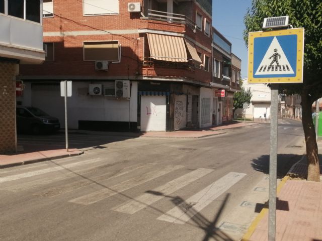 Pasos peatonales en Las Torres de Cotillas sin rampas accesibles para personas con discapacidad.   - 1, Foto 1
