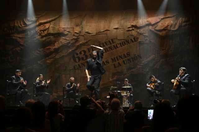 Eduardo Guerrero, la 'fragua' del baile flamenco que prendió la noche en el Cante de las Minas - 5, Foto 5