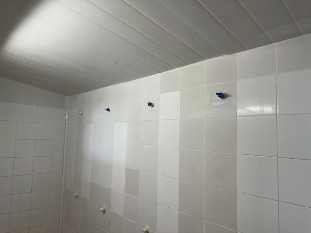 El Ayuntamiento inicia la rehabilitación de los vestuarios del Campo de Fútbol de La Alberca - 2, Foto 2