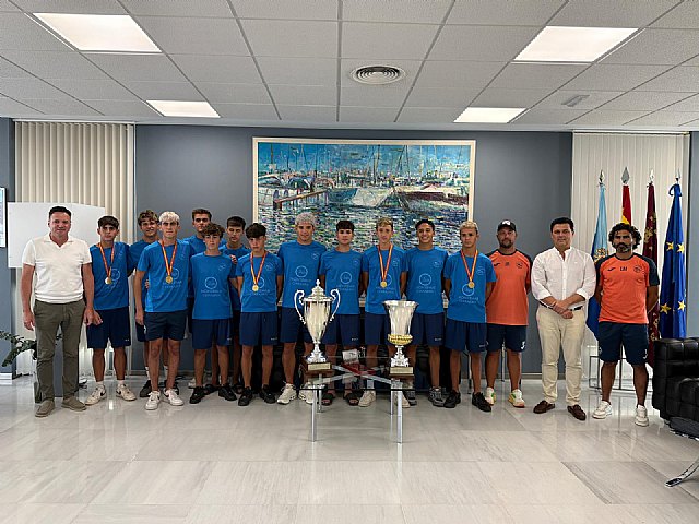 El alcalde recibe al AIS Playas de San Javier tras sus títulos nacionales en Cádiz - 1, Foto 1
