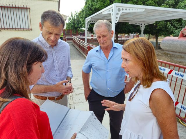 Las Juntas Municipales ejecutan obras en colegios con una inversión de más de 756.000&euro; que benefician a 3.000 alumnos - 3, Foto 3