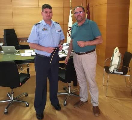 El alcalde se reúne con el nuevo comandante del Acuartelamiento Aéreo de Sierra Espuña (EVA-13) en el marco de un encuentro institucional, Foto 1