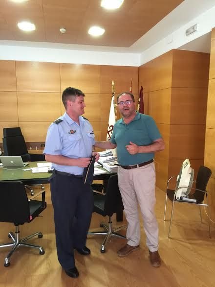 El alcalde se reúne con el nuevo comandante del Acuartelamiento Aéreo de Sierra Espuña (EVA-13) en el marco de un encuentro institucional, Foto 3