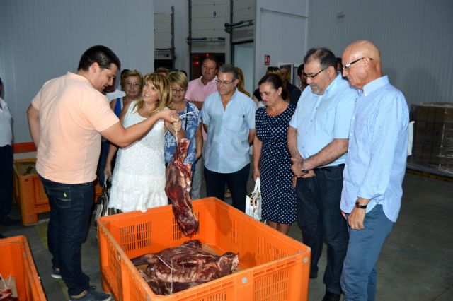 Las asociaciones benéficas reciben la carne de las sueltas de vaquillas de las Fiestas Patronales - 1, Foto 1