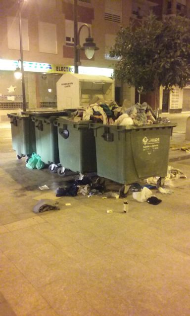 El PSOE denuncia que hay una quincena de contenedores soterrados que no funciona en el Barrio de San Cristóbal - 5, Foto 5