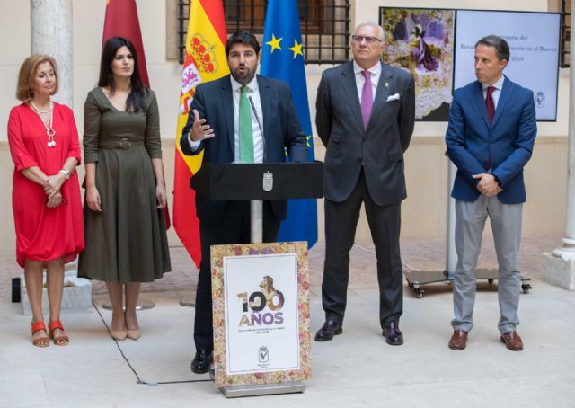 Fernando López Miras recibe al presidente del Paso Blanco de Lorca y miembros de su junta directiva - 2, Foto 2