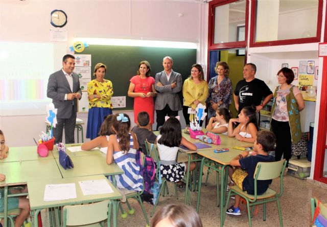 4.629 alumnos de Infantil, Primaria y Educación Especial de los centros educativos de Alcantarilla inician el curso escolar 2018-2019 - 3, Foto 3