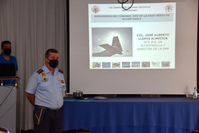 La Base Aérea de Alcantarilla, sede del 53° Campeonato Nacional Militar de Paracaidismo - 1, Foto 1