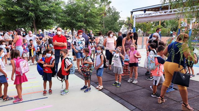 El curso escolar 2021-2022 arranca en Molina de Segura hoy lunes 6 de septiembre con un total de 8.435 alumnos y alumnas en el segundo ciclo de Educación Infantil y Primaria - 2, Foto 2