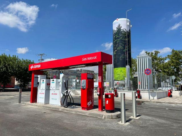 Cepsa y Redexis avanzan en la expansión del gas natural vehicular en España con una nueva estación de repostaje en Madrid - 1, Foto 1