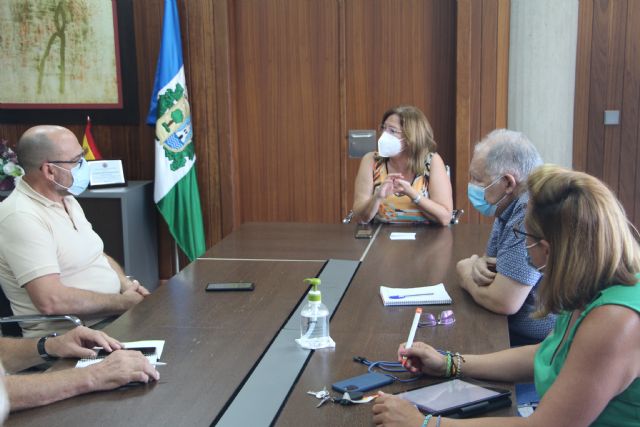 El Ayuntamiento y la Asociación de Vecino de El Mojón abordan los proyectos en marcha para evitar futuras inundaciones - 2, Foto 2