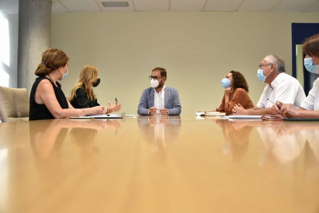 El alcalde de Lorca y la directora del SEF se reúnen para seguir luchando contra el desempleo y mejorando los datos de paro en el municipio - 4, Foto 4