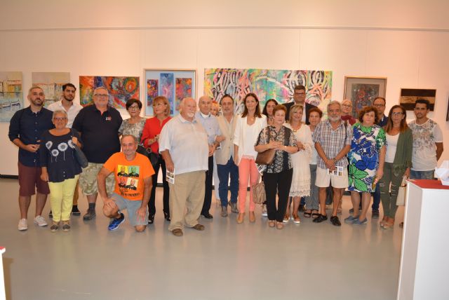 Una treintena de artistas participan en la X edición del Salón de Otoño - 1, Foto 1