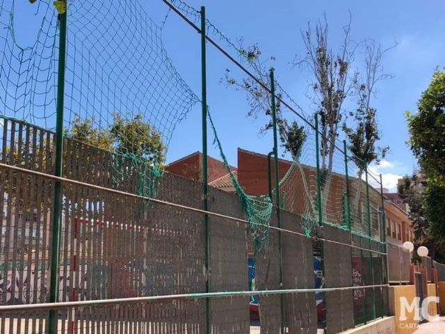 MC Cartagena denuncia el lamentable estado de mantenimiento de las pistas deportivas de Ciudad Jardín - 2, Foto 2