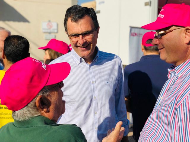 Centenares de vecinos participan en la Jornada Vecinal Colaborativa que pone fin al  ADN Conecta de Llano de Brujas - 2, Foto 2