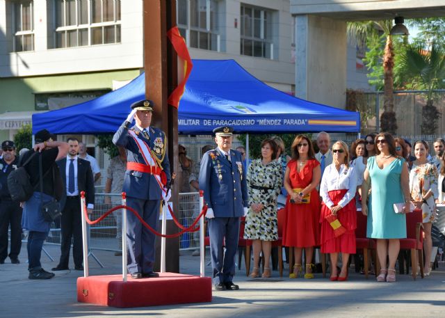 Alcantarilla se viste de rojo y gualda para el día de la fiesta Nacional - 1, Foto 1