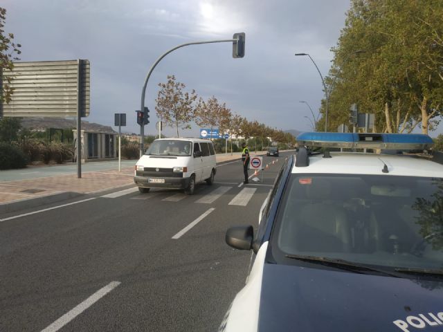 La Policía Local de Lorca interpuso durante la pasada semana 250 denuncias por el incumplimiento de las medidas sanitarias - 1, Foto 1