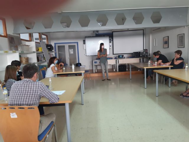 Lenguaje no verbal: ¿qué dice tu cuerpo a los clientes cuando les hablas? - 2, Foto 2