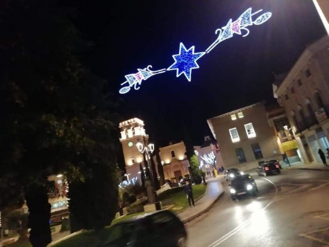 Se aprueba el contrato de arrendamiento para la iluminación viaria en las fiestas de Santa Eulalia y Navidad 2021 - 2, Foto 2
