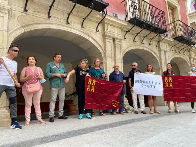 Somos Región inicia su campaña “¡Despierta Región, Despierta! con la primera manifestación frente al ayuntamiento de Abanilla - 3, Foto 3