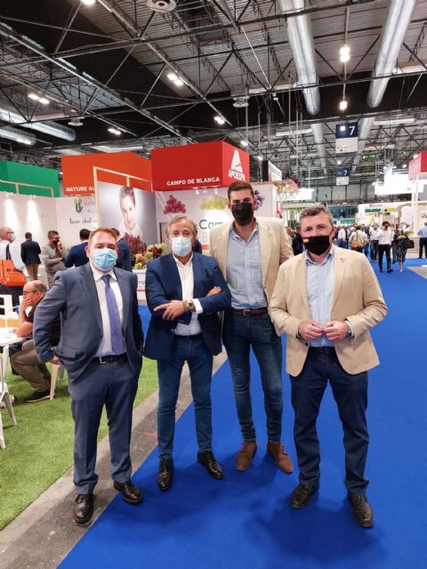 VOX apuesta por la soberanía alimentaria en Fruit Attraction y reitera su apoyo al sector - 2, Foto 2