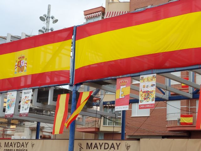 Los escolares de Alcantarilla participan con sus dibujos en los actos de homenaje a la Bandera y a la Fiesta Nacional - 3, Foto 3