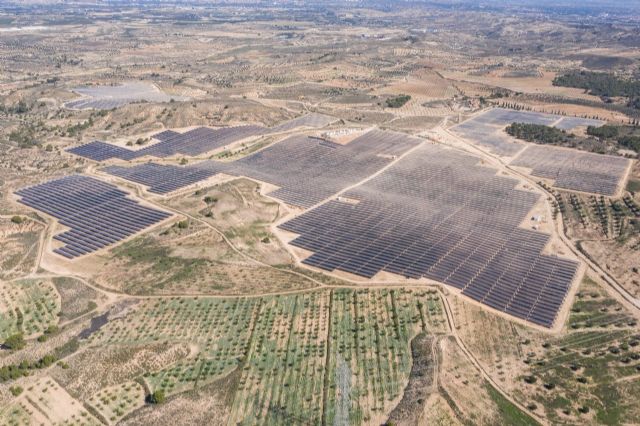 El alcalde de Lorca califica de 'muy positiva' la concesión del informe favorable de impacto ambiental a la planta solar de Zarcilla de Ramos por parte del Ministerio de Transición Ecológica - 1, Foto 1