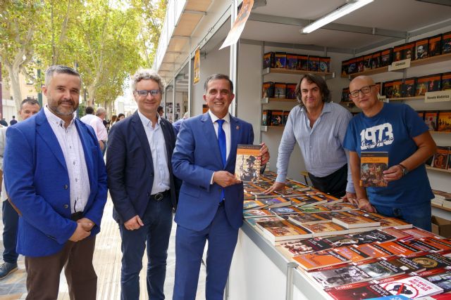 Comienza la Feria del Libro de Murcia 2022, en la que se podrá disfrutar de las obras de más de 300 autores - 3, Foto 3
