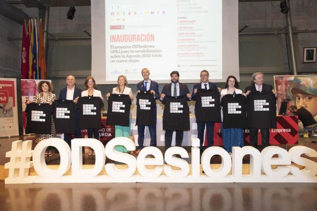 Más de 1.200 personas asisten a la inauguración de la segunda edición del proyecto ODSesiones de la UMU - 4, Foto 4