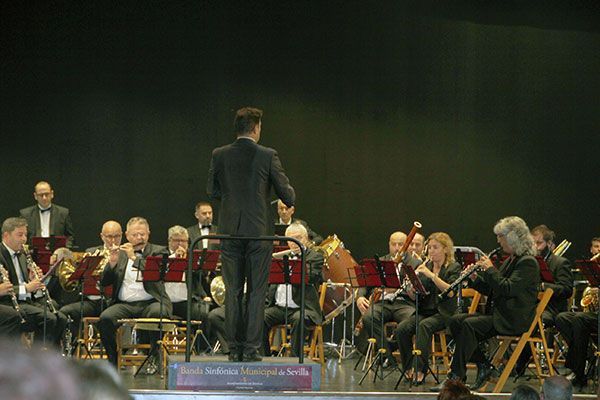 En el Concierto de la Municipal de Sevilla estuvo invitado como director a Davis Colado Coronas - 1, Foto 1