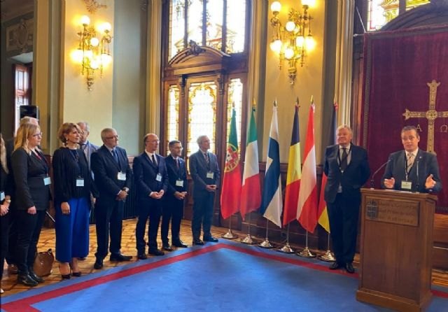 Alberto Castillo propone agilizar los mecanismos de participación de los parlamentos en decisiones de la Unión Europea - 1, Foto 1