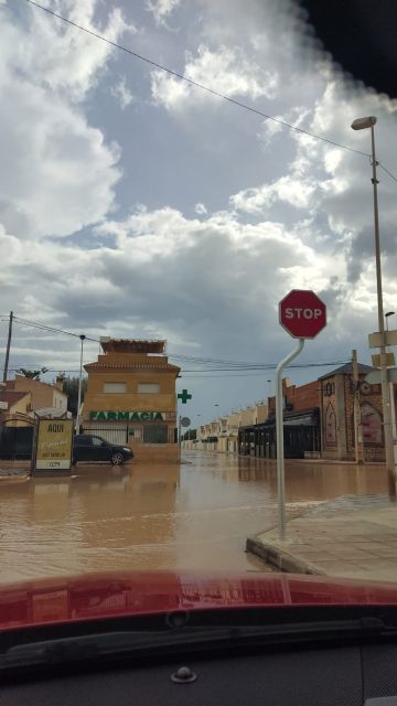 La AAVV de El Mojón reclama medidas urgentes ante las inundaciones y anuncia una concentración ant la CHS - 2, Foto 2