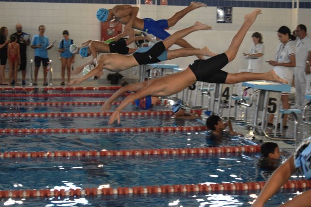 Penúltima semana de los JDG: Travesía Nocturna de Montaña, natación regional, esgrima, kárate, tiro con arco y fútbol sala - 2, Foto 2