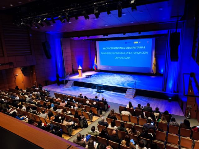 La UMU presenta en Colombia su modelo de microcredenciales universitarias como herramienta clave para la inserción laboral y la formación a lo largo de la vida - 2, Foto 2