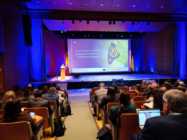 La UMU presenta en Colombia su modelo de microcredenciales universitarias como herramienta clave para la inserción laboral y la formación a lo largo de la vida - 3, Foto 3