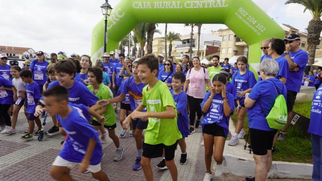 Solidaridad, deporte y diversión en una multitudinaria Marcha contra el Cáncer - 3, Foto 3