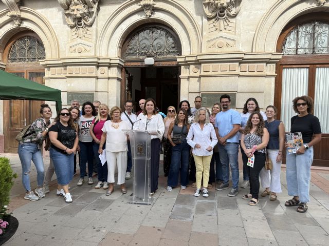 El Ayuntamiento conmemora el Día Mundial de la Salud Mental junto a la Asociación Ápices - 1, Foto 1