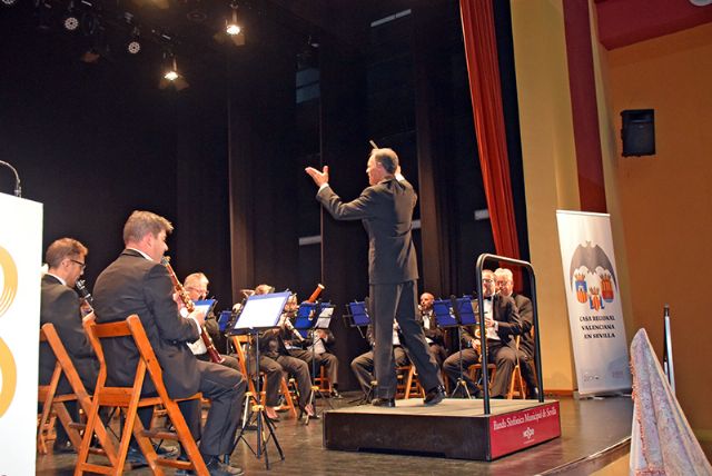 El maestro José Albero, exdirector de la Banda Municipal de Sevilla, recibe un emotivo reconocimiento - 3, Foto 3