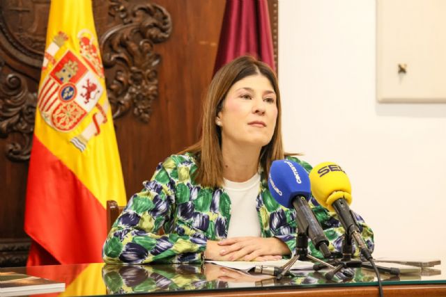 Continúan los trabajos de adecuación en la rotonda de acceso a Lorca desde la carretera de Murcia dedicada a la UME - 3, Foto 3