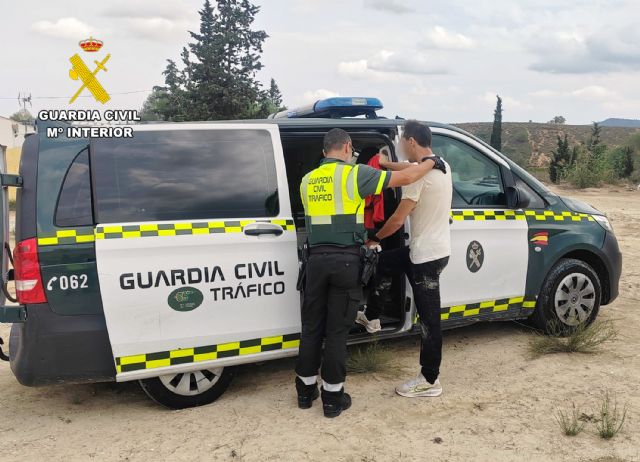 La Guardia Civil detiene al conductor que atropelló a cinco ciclistas en la pedanía murciana de Cañada de San Pedro - 3, Foto 3