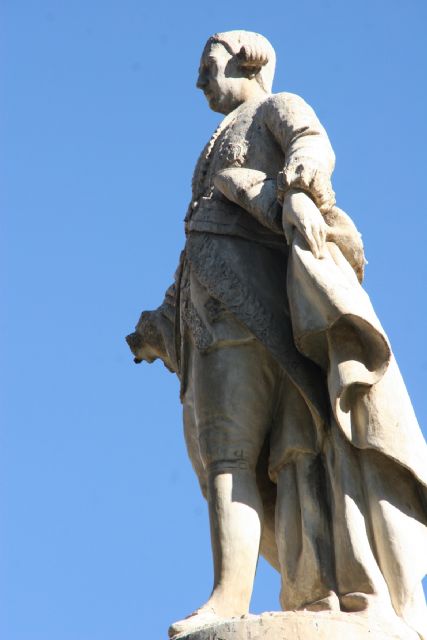 HUERMUR denuncia que la estatua centenaria del Conde de Floridablanca se ha quedado manca - 3, Foto 3