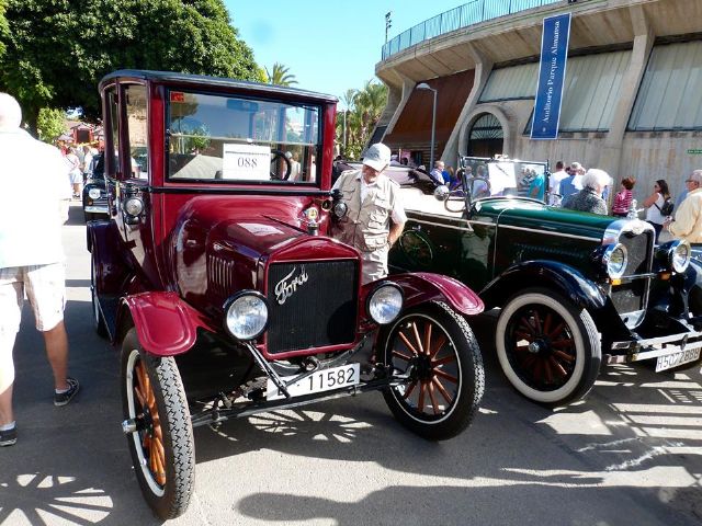 La III Concentración de Vehículos Clásicos reúne 123 joyas de la automoción y triplica la participación de  la pasada edición - 2, Foto 2