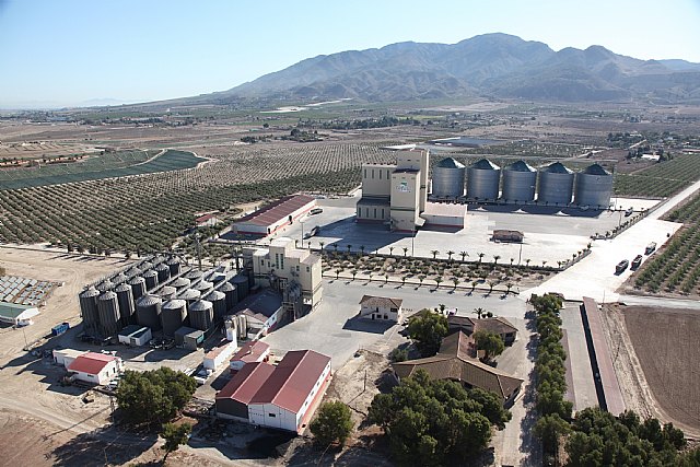 Cefusa cumple 50 años apostando por el bienestar animal y el medioambiente, Foto 3