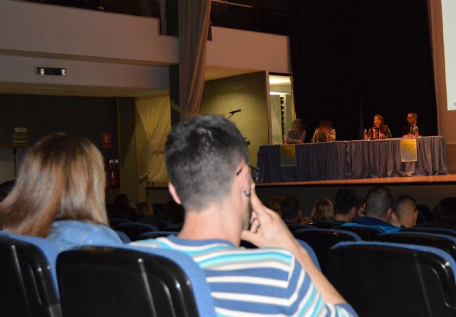 El Ayuntamiento ayuda a visibilizar la realidad de los miembros de Alcohólicos Anónimos - 4, Foto 4