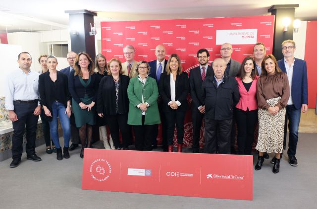 La UMU se reúne con empresas del ámbito de la Salud para conocer sus inquietudes y mejorar la formación y empleabilidad de los alumnos - 2, Foto 2