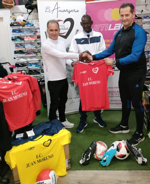 JMLAN Sport y Cartagena por la Caridad apadrinan un equipo de niños en Senegal - 3, Foto 3