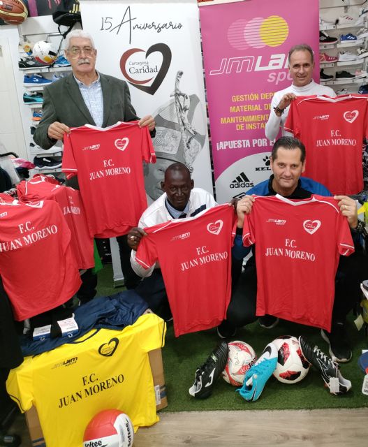 JMLAN Sport y Cartagena por la Caridad apadrinan un equipo de niños en Senegal - 4, Foto 4