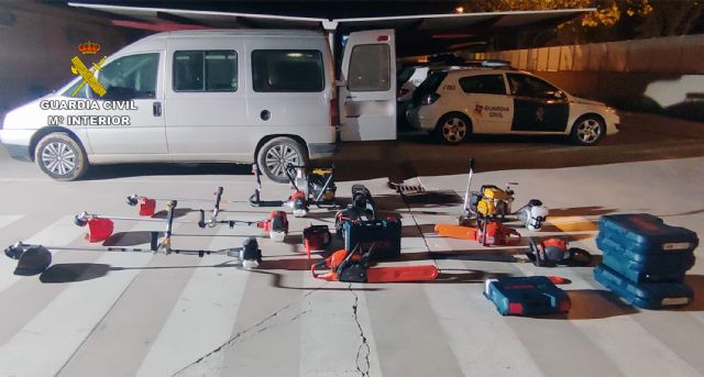 La Guardia Civil esclarece un robo mediante butrón en una empresa de Cartagena - 4, Foto 4