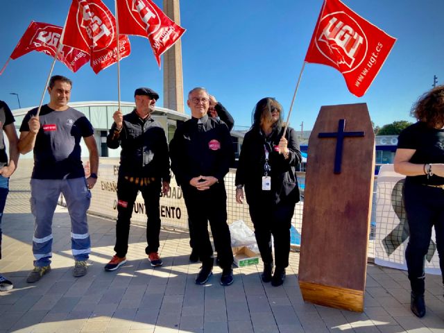UGT Servicios Públicos denuncia el bloqueo de la negociación del acuerdo laboral para el personal del Ayuntamiento de Las Torres de Cotillas - 2, Foto 2
